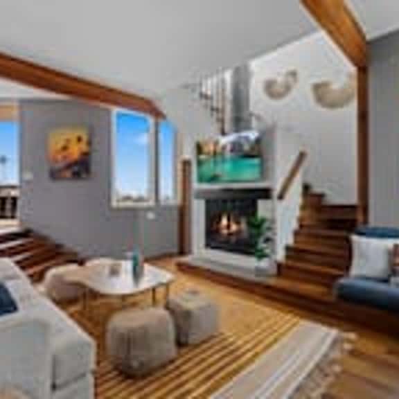 Nomad Surf Lounge by Coastline Vacation Rentals - Image 1
